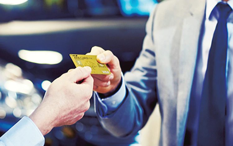 ANAカードでマイルを貯めよう