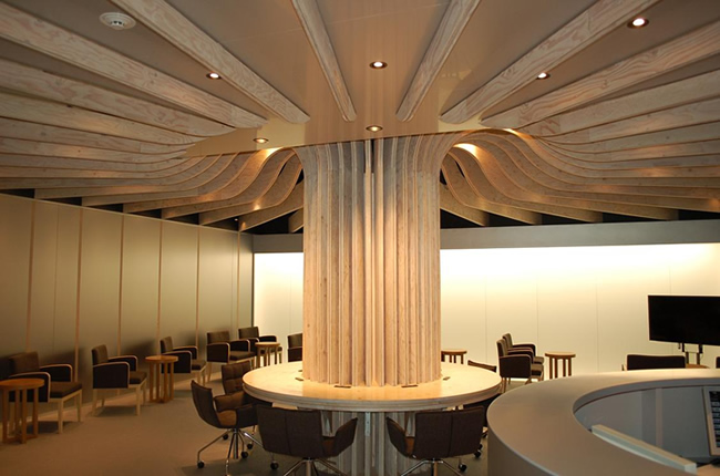 ラウンジくにさき